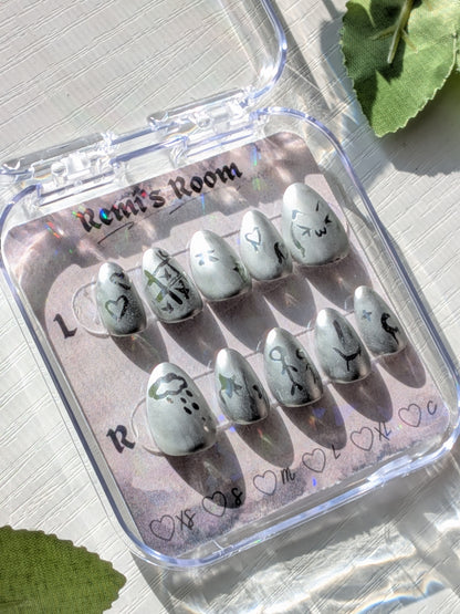 Foggy Mirror Nails