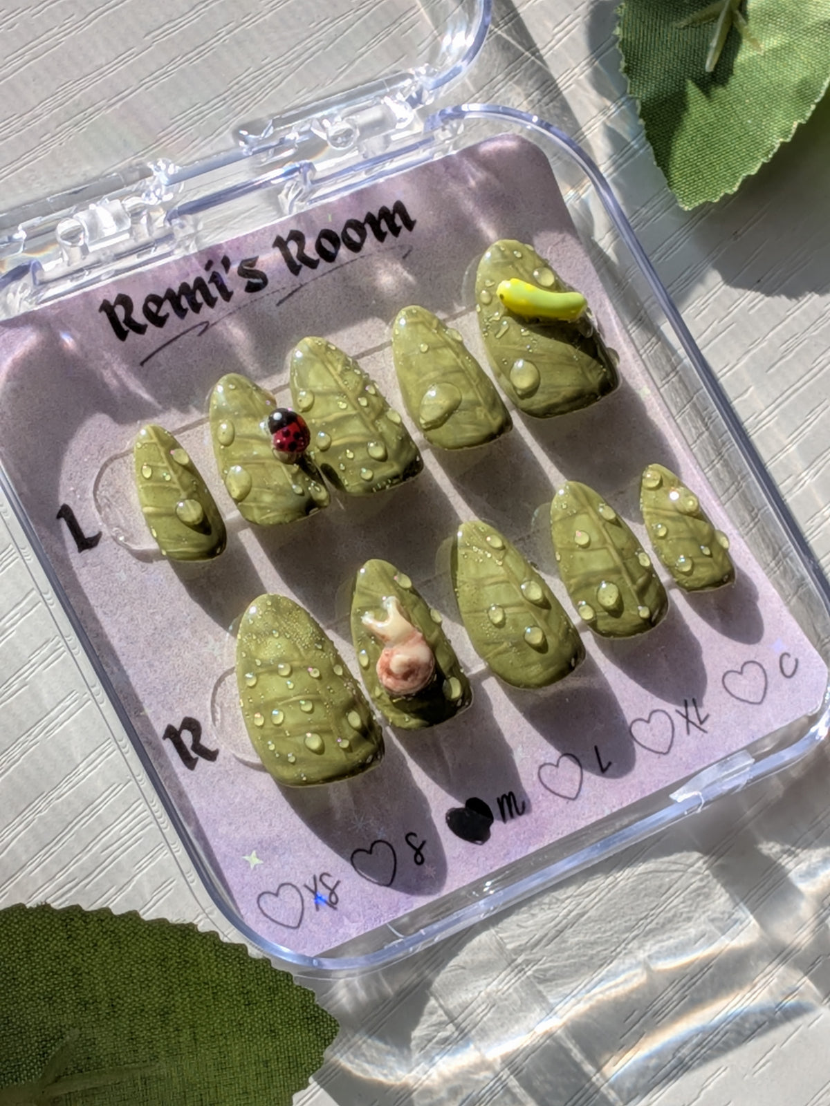 Raindrop Leaf Nails