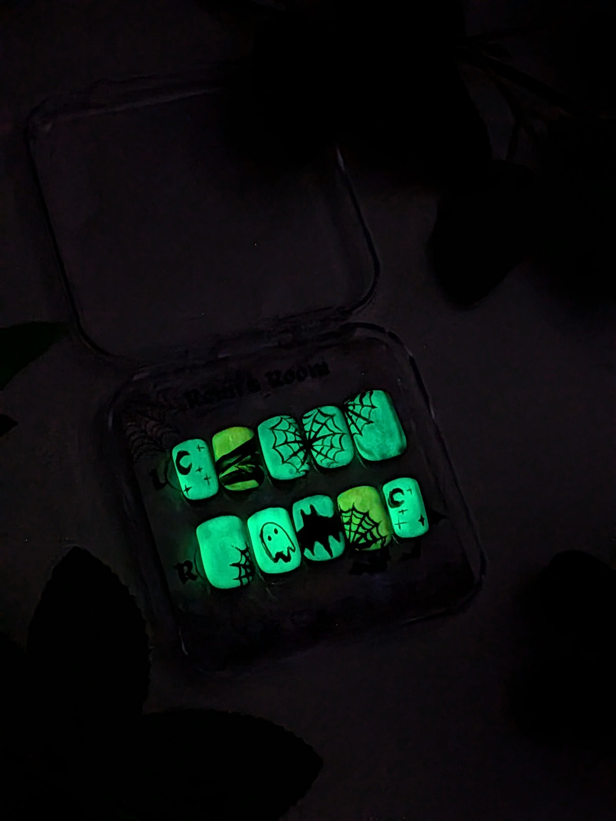LIMITED | Glow in the Dark Matte Halloween Nails