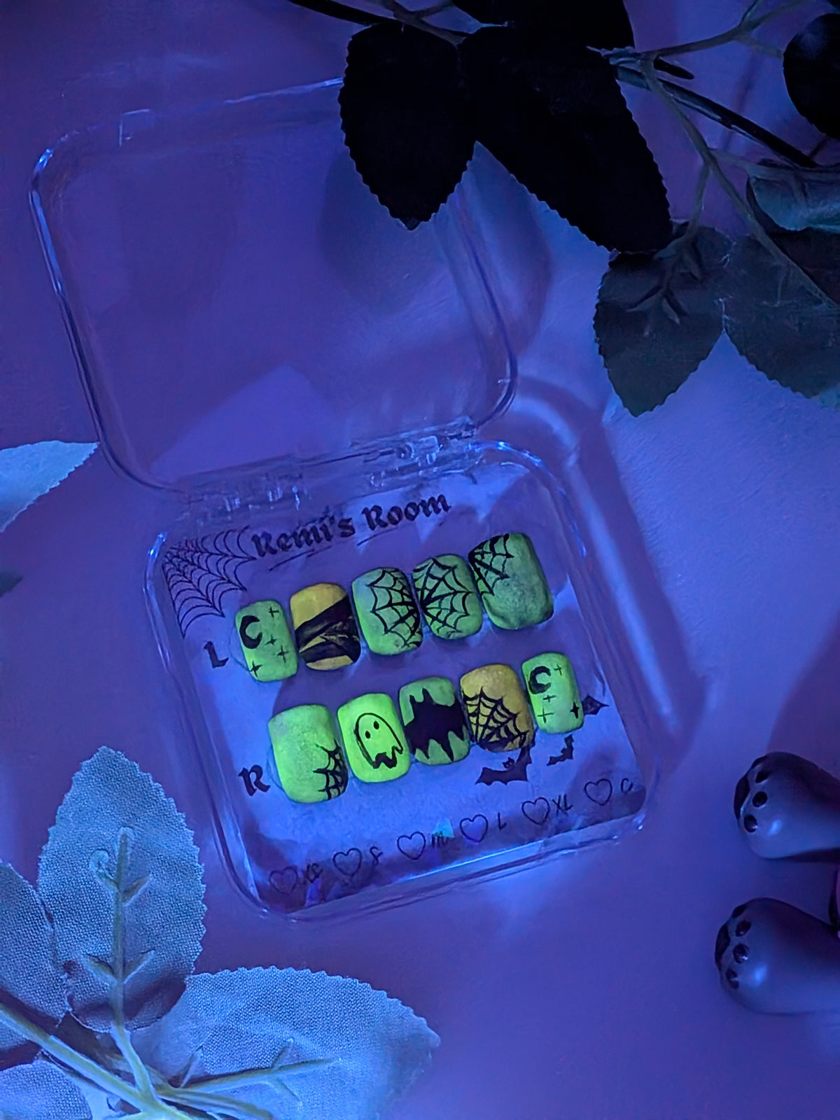 LIMITED | Glow in the Dark Matte Halloween Nails