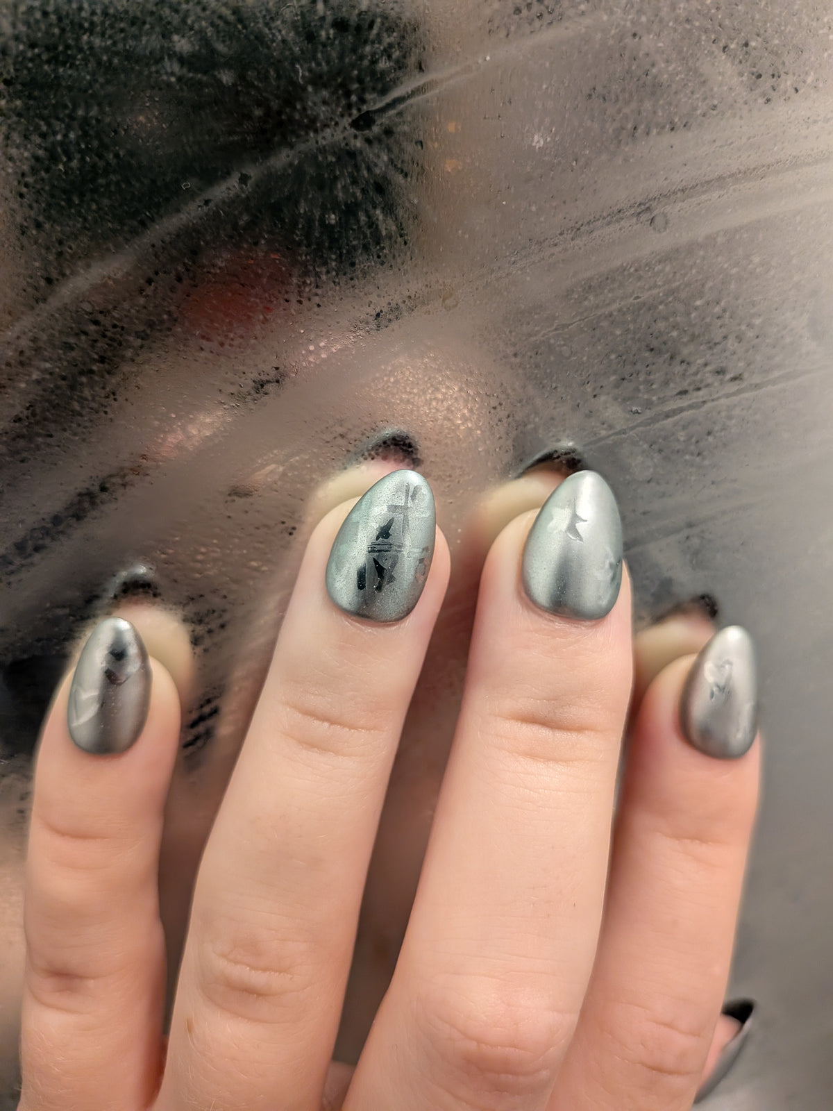 Foggy Mirror Nails