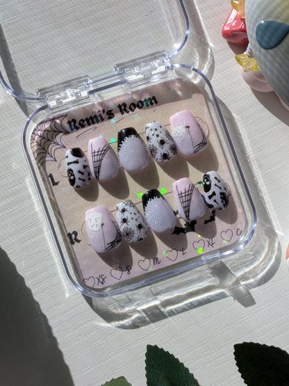 LIMITED | Glow in the Dark Glossy Halloween Nails